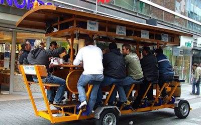 Amsterdam ukida „pivske bicikle“ zbog nedoličnog ponašanja pijanih turista